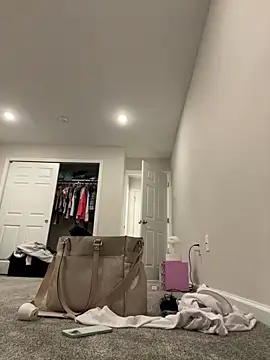 DominiqueX0 online show from March 3, 2025, 2:54 am