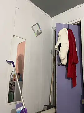 DominiqueX0 online show from March 6, 2026, 1:55 am