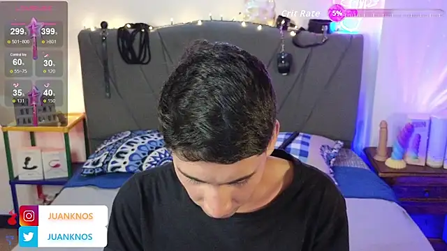 by pandora online show from November 18, 2025, 1:21 am