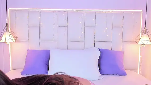 SarahSophia  online show from November 13, 2025, 11:25 am