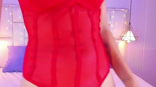 SarahSophia  online show from March 4, 2025, 5:56 pm