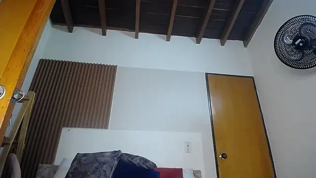 Snapshot of victoria__milf_ chatting on March 22, 2025, 4:58 pm victoria milf online show from March 22, 2025, 4:58 pm