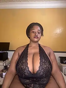 KnockoutBestie online show from October 8, 2025, 9:11 am