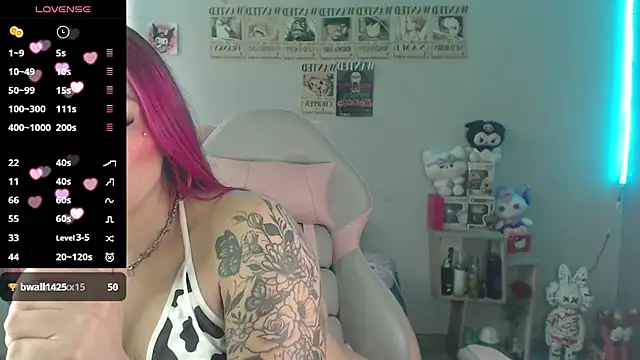 Snapshot of abbie_stone chatting on May 1, 2026, 12:59 am abbie stone online show from May 1, 2026, 12:59 am