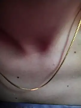 LissaThompsom online show from September 19, 2025, 6:34 pm