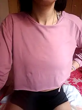 LissaThompsom online show from March 7, 2025, 12:45 pm