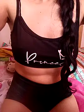 LissaThompsom online show from January 30, 2025, 4:13 pm