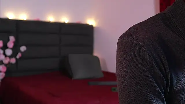 kathieandpovcock1 online show from March 18, 2026, 10:21 pm