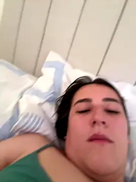 Hanna86 online show from December 15, 2025, 3:51 pm