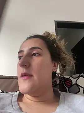 Hanna86 online show from March 14, 2025, 9:32 pm