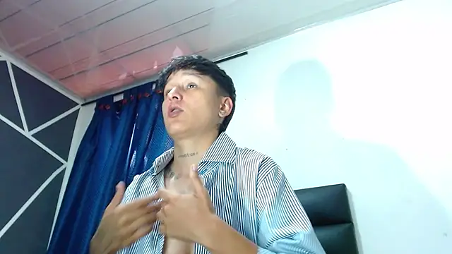 Tamarahryan online show from October 15, 2025, 1:08 pm