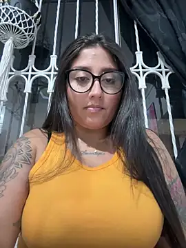 croftsmila online show from October 16, 2025, 11:57 pm