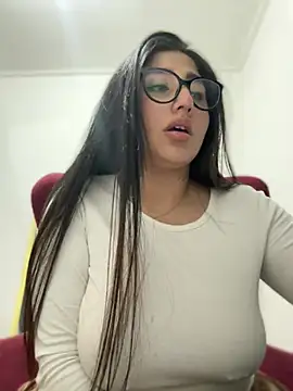 croftsmila online show from March 14, 2025, 4:43 am