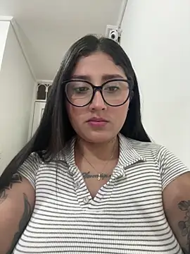 croftsmila online show from October 30, 2025, 9:44 pm