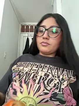 croftsmila online show from November 17, 2025, 8:46 pm