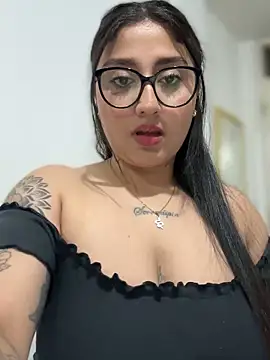 croftsmila online show from February 15, 2025, 4:58 am