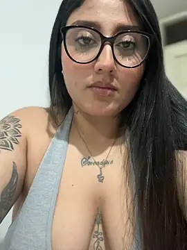 croftsmila online show from February 11, 2025, 4:33 am