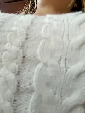 Snapshot of Misscata1106 chatting on February 16, 2026, 7:12 pm Misscata1106 online show from February 16, 2026, 7:12 pm