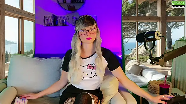 Kittychatte online show from September 21, 2025, 9:47 am