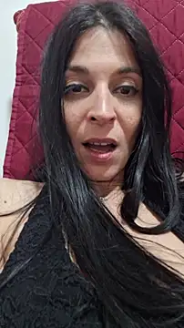 patatinahot87 online show from April 18, 2026, 7:07 pm