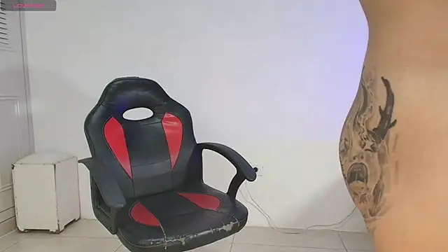 farichell online show from April 11, 2026, 10:02 pm