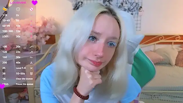 Katia Kim online show from April 5, 2026, 5:25 am