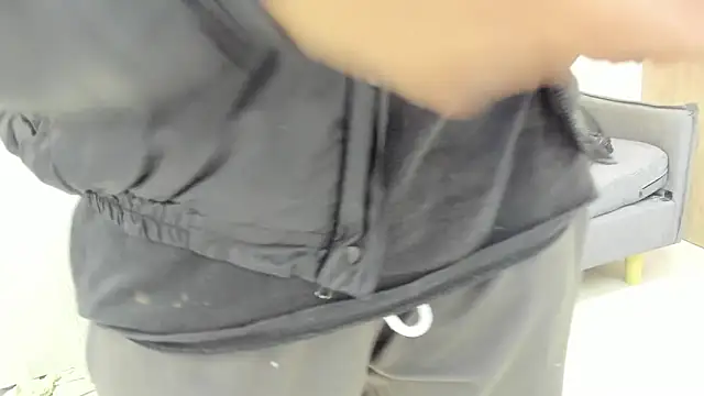 Mhelanny2 online show from March 7, 2025, 5:40 am