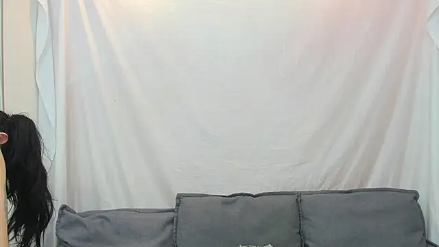 Mhelanny2 online show from September 18, 2025, 4:10 pm