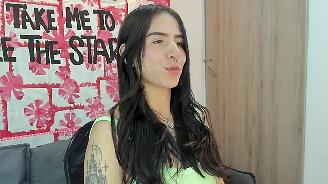 Mhelanny2 online show from March 8, 2025, 6:32 am