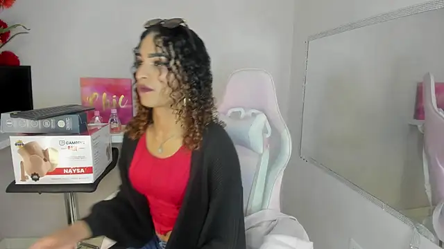 StefanyMiler online show from March 21, 2025, 5:21 am