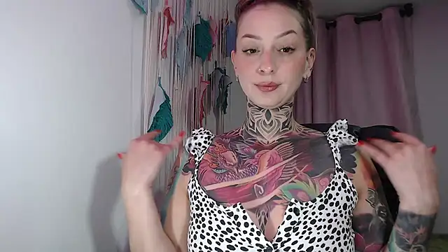 Snapshot of agatha_ink3 chatting on January 28, 2025, 3:47 am agatha ink3 online show from January 28, 2025, 3:47 am