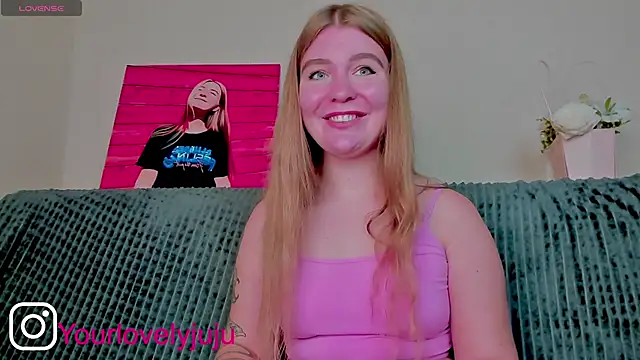 yourlovelyjul online show from September 12, 2025, 1:11 pm