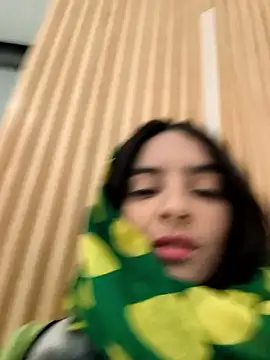 Sam Sara online show from December 17, 2025, 9:20 pm