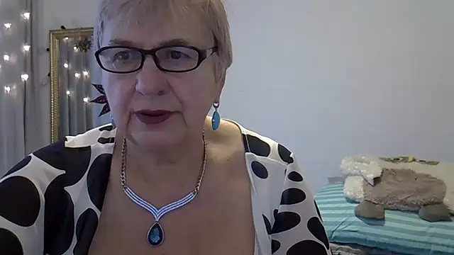 Snapshot of SweetCherry27 chatting on January 17, 2026, 9:46 am SweetCherry27 online show from January 17, 2026, 9:46 am