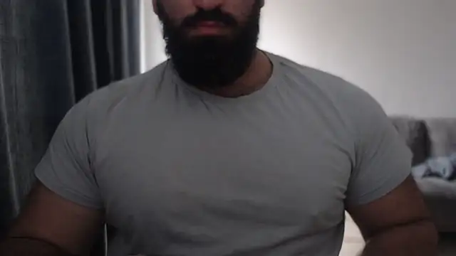 hugemachohandsome online show from October 14, 2025, 8:04 am