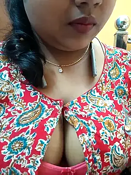 Sophiaboudi online show from March 9, 2025, 6:00 pm