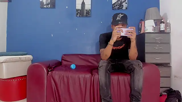 BeMyLover3 online show from March 16, 2025, 10:42 pm