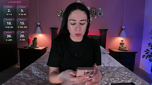 avril smith online show from December 19, 2025, 2:15 am