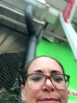 MessyNastyQueen online show from September 14, 2025, 9:59 pm