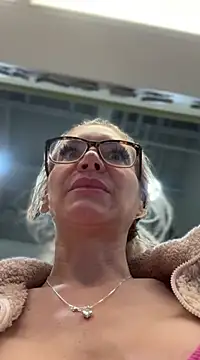 MessyNastyQueen online show from March 11, 2025, 3:23 pm