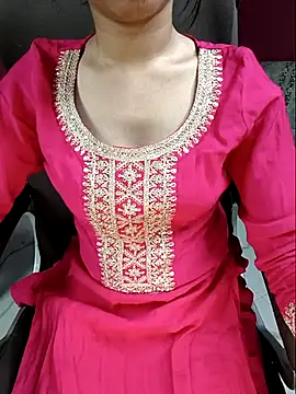 Snapshot of Aditi_1 chatting on June 3, 2026, 3:39 pm Aditi 1 online show from June 3, 2026, 3:39 pm