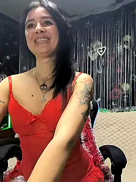 KikiXRed online show from December 28, 2024, 10:36 am