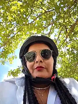 Snapshot of bellapaty chatting on June 2, 2026, 2:17 pm bellapaty online show from June 2, 2026, 2:17 pm