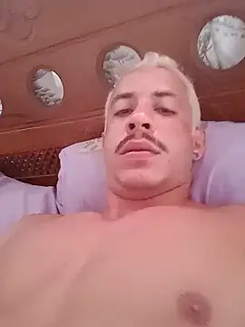 MachoScorpionCaralho online show from January 3, 2025, 6:57 pm