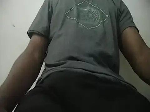 royblackbigpvt online show from March 5, 2025, 8:32 pm