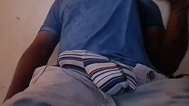 royblackbigpvt online show from September 15, 2025, 7:47 pm