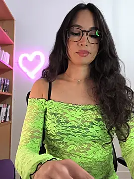 Naughty-Jessie online show from December 5, 2025, 9:12 pm