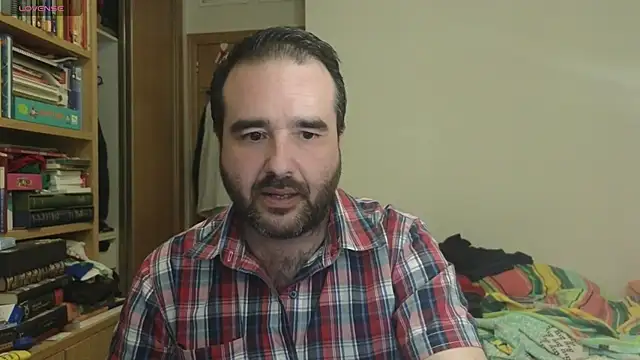 curiosillo83 online show from October 1, 2025, 2:21 pm