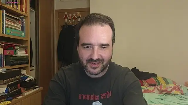 curiosillo83 online show from September 29, 2025, 4:34 pm