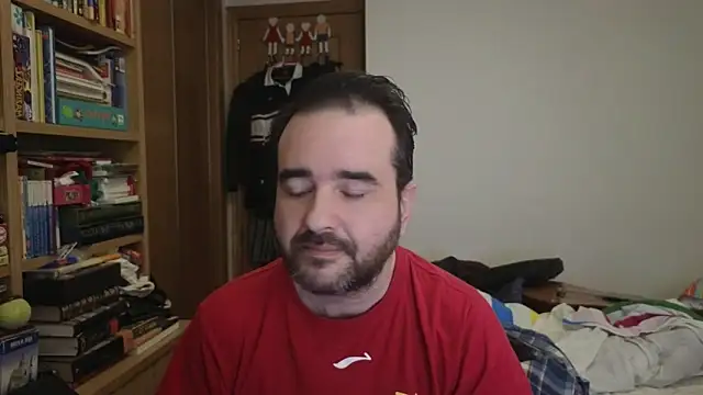 curiosillo83 online show from April 2, 2026, 10:11 am